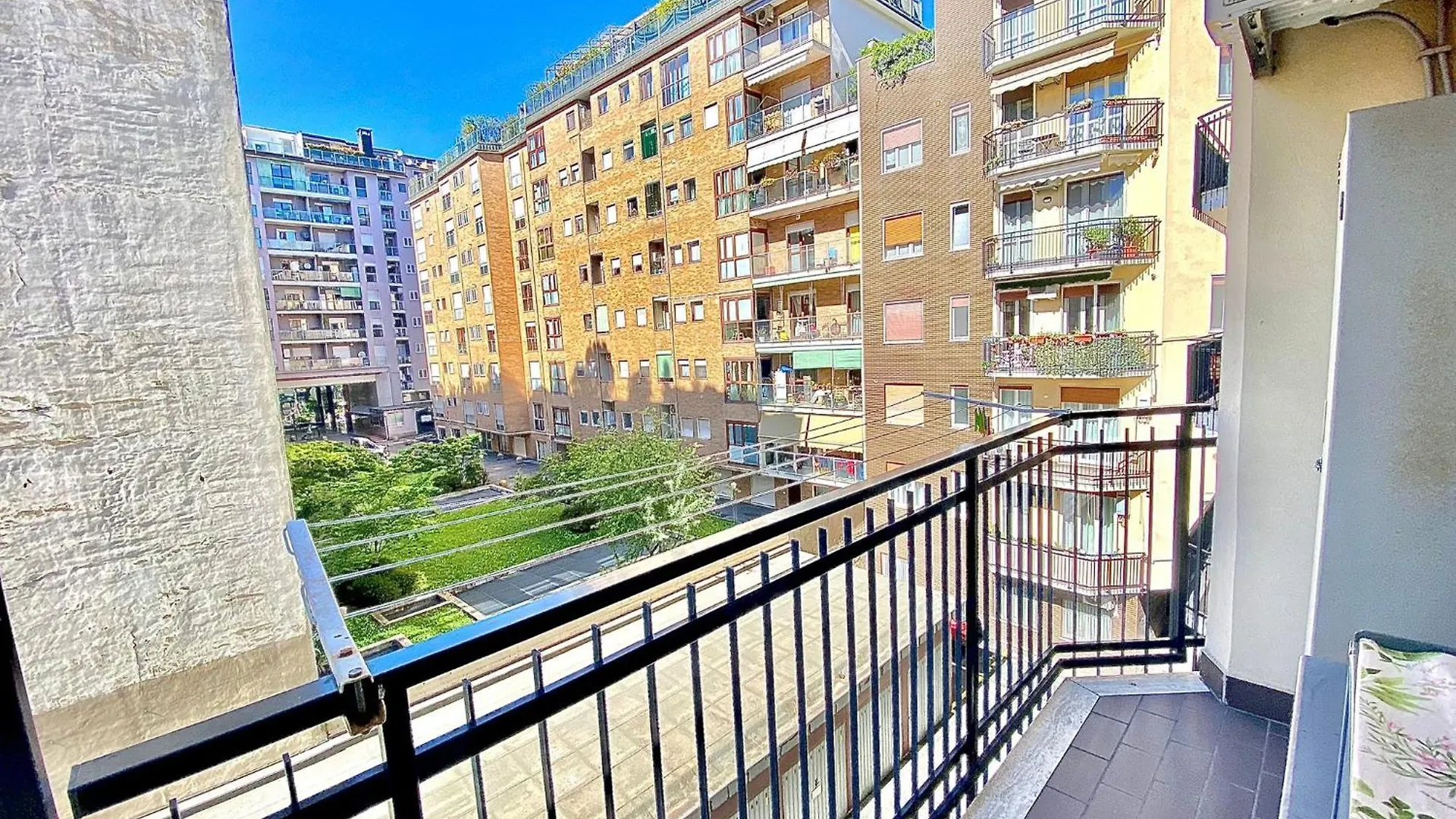 Daire Beada Home, A Pochi Passi Dal Centro Storico Milano E Da Navigli, Con Fermata Metropolitana Vicino Casa