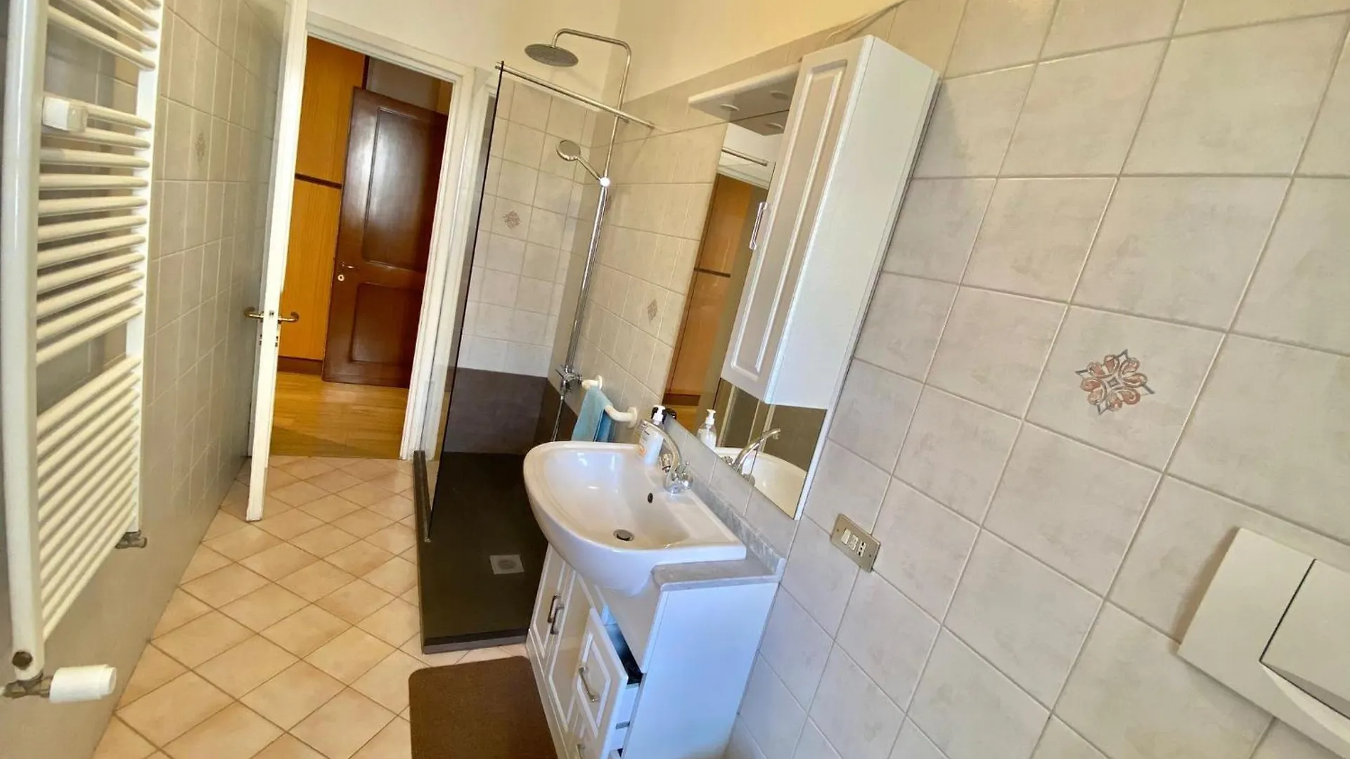 Daire Beada Home, A Pochi Passi Dal Centro Storico Milano E Da Navigli, Con Fermata Metropolitana Vicino Casa