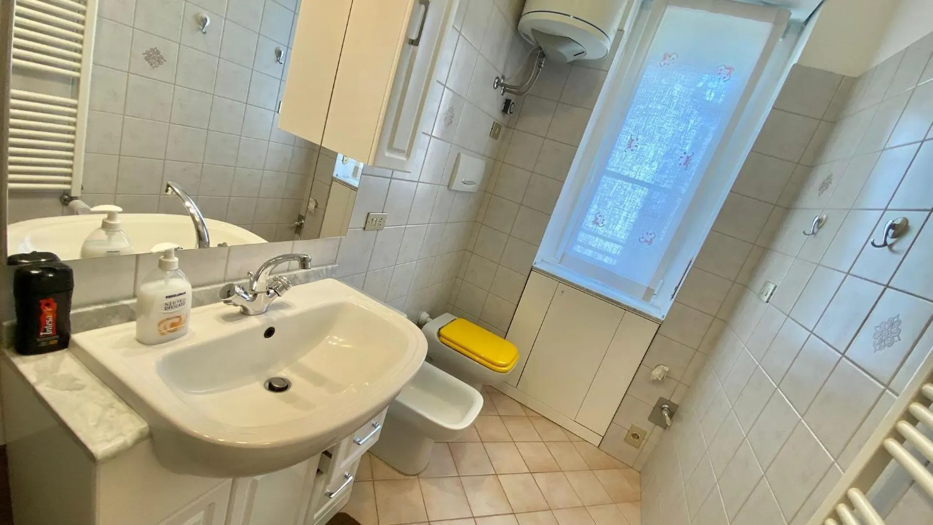 Beada Home, A Pochi Passi Dal Centro Storico Milano E Da Navigli, Con Fermata Metropolitana Vicino Casa